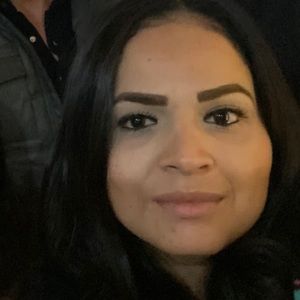 Meet your Posher, Perla